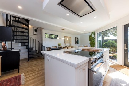 Photo 7 at 126 E St. James Road, Upper Lonsdale, North Vancouver