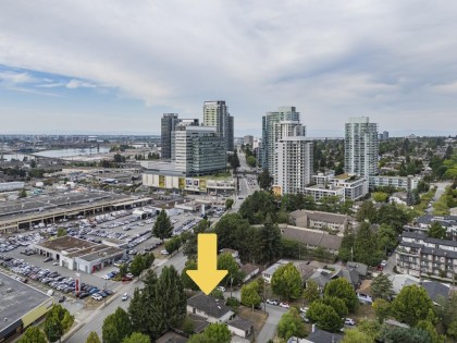 Photo 5 at 8080 Columbia Street, Marpole, Vancouver West