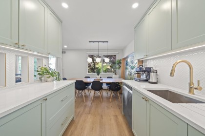 Photo 3 at 206 - 327 W 2nd Street, Lower Lonsdale, North Vancouver