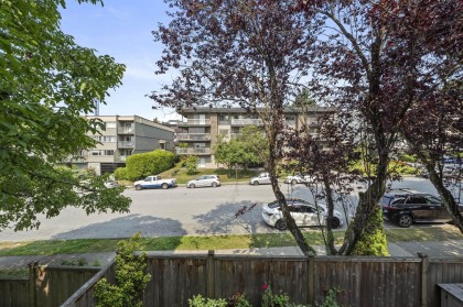 Photo 14 at 206 - 327 W 2nd Street, Lower Lonsdale, North Vancouver