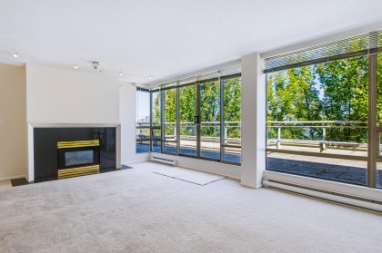 Photo 2 at PH1 - 2438 Heather Street, Fairview VW, Vancouver West