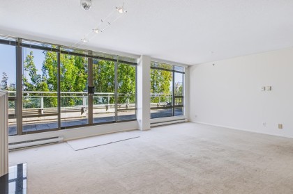 Photo 4 at PH1 - 2438 Heather Street, Fairview VW, Vancouver West