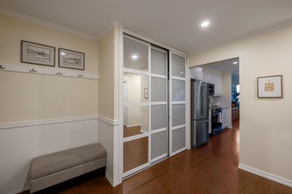 Photo 13 at 9 - 2015 W 3rd Avenue, Kitsilano, Vancouver West