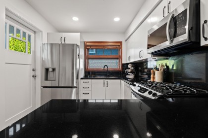 Photo 7 at 2 - 2505 W 8th Avenue, Kitsilano, Vancouver West