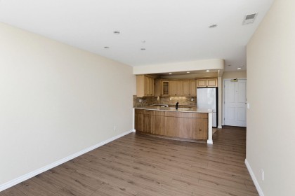 Photo 10 at 406 - 525 Wheelhouse Square, False Creek, Vancouver West