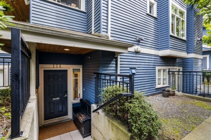 Photo 2 at 158 W 14th Avenue, Mount Pleasant VW, Vancouver West