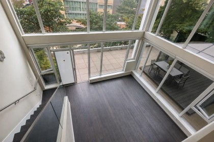 Photo 4 at 307 - 1351 Continental Street, Downtown VW, Vancouver West