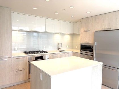 Photo 3 at 1502 - 680 Seylynn Crescent, Lynnmour, North Vancouver