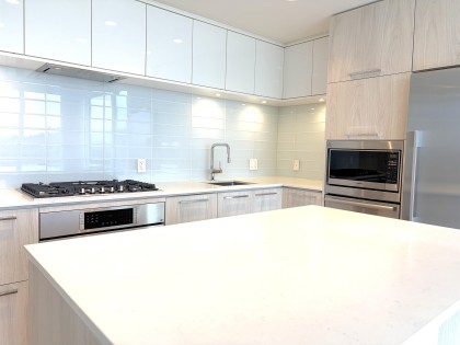 Photo 4 at 1502 - 680 Seylynn Crescent, Lynnmour, North Vancouver