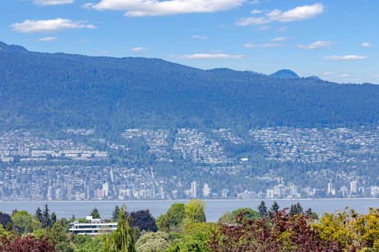 Photo 1 at 3191 W 23rd Avenue, Dunbar, Vancouver West