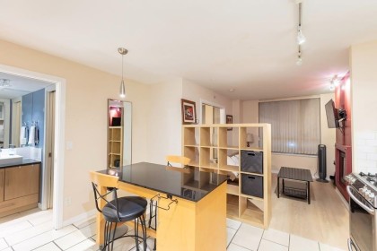 Photo 2 at 401 - 1225 Richards Street, Downtown VW, Vancouver West