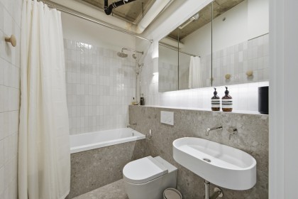 Photo 3 at 604 - 495 W 6th Avenue, False Creek, Vancouver West