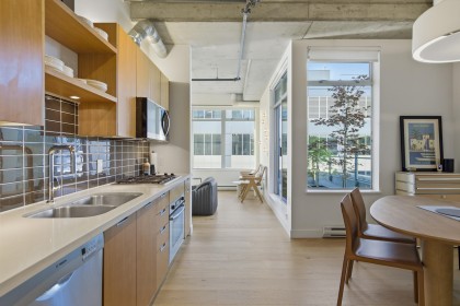 Photo 5 at 604 - 495 W 6th Avenue, False Creek, Vancouver West