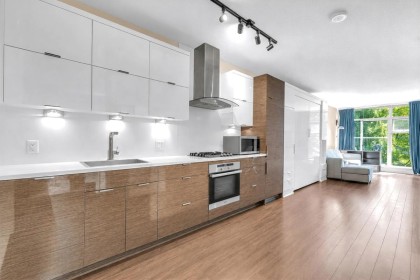 Photo 3 at 216 - 1777 W 7th Avenue, Fairview VW, Vancouver West