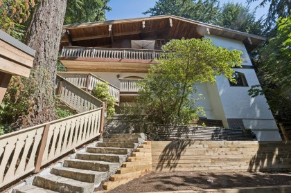 Photo 1 at 295 Bayview Road, Lions Bay, West Vancouver