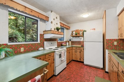 Photo 14 at 295 Bayview Road, Lions Bay, West Vancouver