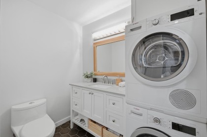 Photo 17 at 304 - 325 W 3rd Street, Lower Lonsdale, North Vancouver