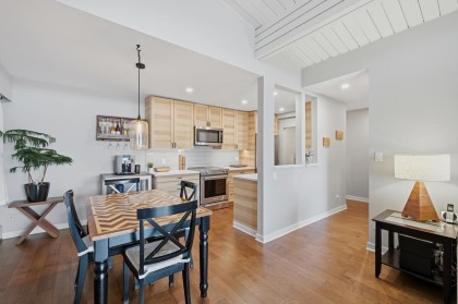 Photo 8 at 304 - 325 W 3rd Street, Lower Lonsdale, North Vancouver
