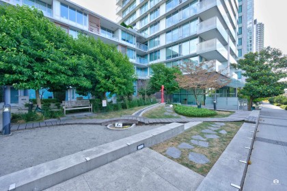 Photo 5 at 1706 - 8031 Nunavut Lane, Marpole, Vancouver West