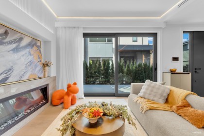 Photo 3 at 2 - 1177 W 33rd Avenue, Shaughnessy, Vancouver West