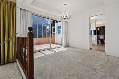 Photo 4 at 525 E Braemar Road, Braemar, North Vancouver