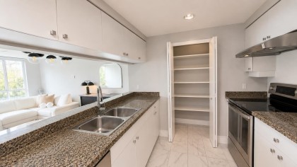 Photo 13 at 608 - 1228 Marinaside Crescent Street, Yaletown, Vancouver West