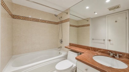 Photo 11 at 608 - 1228 Marinaside Crescent Street, Yaletown, Vancouver West
