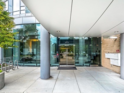 Photo 2 at 2105 - 1033 Marinaside Crescent, Yaletown, Vancouver West