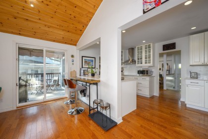 Photo 11 at 3342 Fromme Road, Lynn Valley, North Vancouver