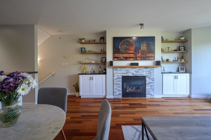 Photo 4 at 220 - 676 W 6th Avenue, Fairview VW, Vancouver West