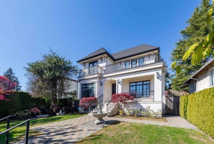 Photo 2 at 3587 W 38th Avenue, Dunbar, Vancouver West