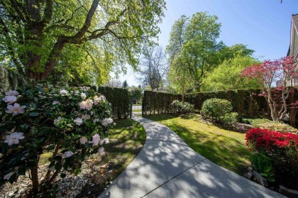 Photo 2 at 2911 W 35th Avenue, MacKenzie Heights, Vancouver West