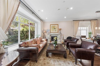 Photo 1 at 2911 W 35th Avenue, MacKenzie Heights, Vancouver West