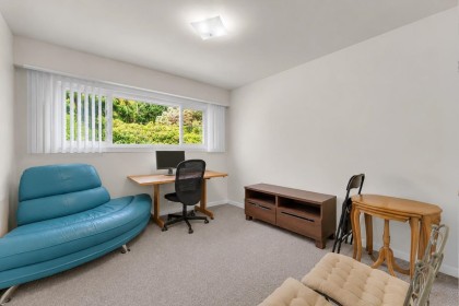 Photo 16 at 403 Newdale Court, Upper Delbrook, North Vancouver