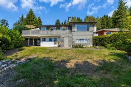 Photo 26 at 403 Newdale Court, Upper Delbrook, North Vancouver