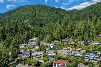 Photo 30 at 403 Newdale Court, Upper Delbrook, North Vancouver