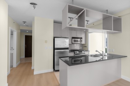 Photo 6 at 802 - 1001 Homer Street, Yaletown, Vancouver West