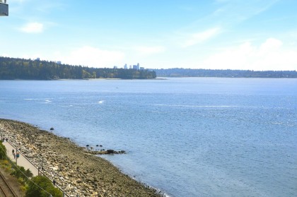 Photo 17 at 5 - 2250 Bellevue Avenue, Dundarave, West Vancouver