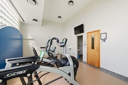 Photo 34 at 5 - 2250 Bellevue Avenue, Dundarave, West Vancouver