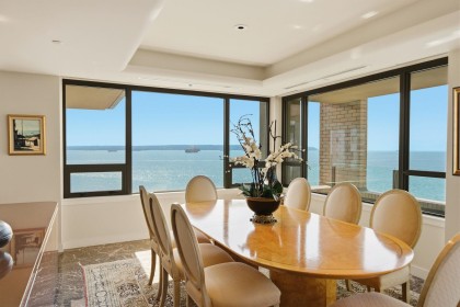Photo 10 at 5 - 2250 Bellevue Avenue, Dundarave, West Vancouver