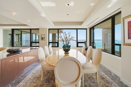 Photo 11 at 5 - 2250 Bellevue Avenue, Dundarave, West Vancouver
