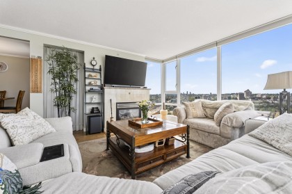 Photo 6 at 3607 - 1033 Marinaside Crescent, Yaletown, Vancouver West