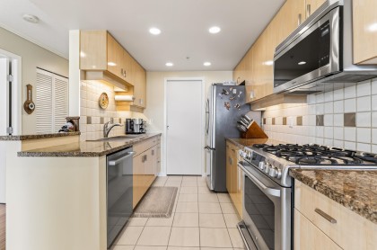 Photo 12 at 3607 - 1033 Marinaside Crescent, Yaletown, Vancouver West