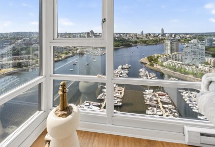 Photo 8 at 3607 - 1033 Marinaside Crescent, Yaletown, Vancouver West