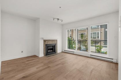 Photo 2 at 204 - 833 W 16th Avenue, Fairview VW, Vancouver West