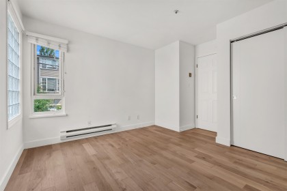 Photo 9 at 204 - 833 W 16th Avenue, Fairview VW, Vancouver West