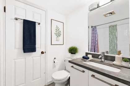 Photo 6 at 104 - 2181 Panorama Drive, Deep Cove, North Vancouver