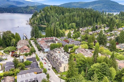 Photo 22 at 104 - 2181 Panorama Drive, Deep Cove, North Vancouver