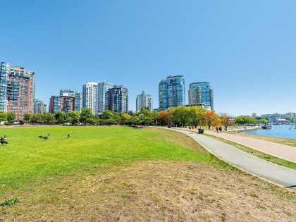 Photo 33 at 15C - 199 Drake Street, Yaletown, Vancouver West