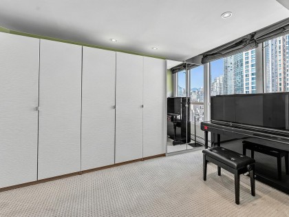 Photo 37 at 15C - 199 Drake Street, Yaletown, Vancouver West